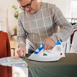 Dvkptbk Portable Iron Household Handheld Steam Electric Iron Small Portable Iron 1200W Suitable for Clothes Five-Level Temper