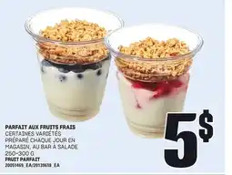 Provigo PARFAIT AUX FRUITS FRAIS, 250-300 G offer