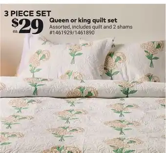 Giant Tiger Queen or king quilt set offer