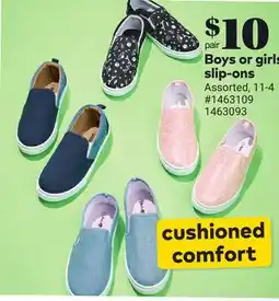 Giant Tiger Boys or girls slip‐ons offer