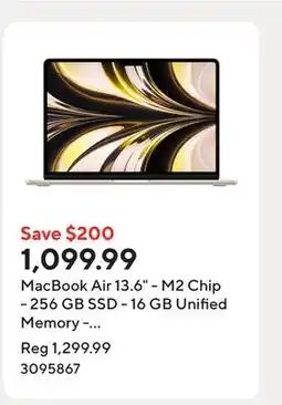 Staples MacBook Air 13.6 - M2 Chip - 256 GB SSD - 16 GB Unified Memory - Starlight - English offer