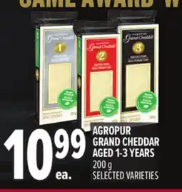 Metro AGROPUR GRAND CHEDDAR AGED 1-3 YEARS offer