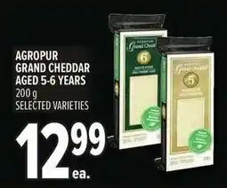 Metro Agropur grand cheddar aged 5-6 years offer