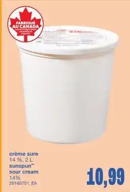 Wholesale Club CRÈME SURE, 2 L offer