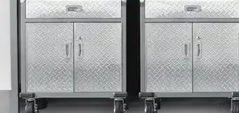Canadian Tire Mastercraft Armoire basse sur roulettes offer