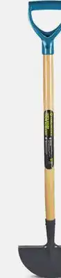 Canadian Tire YARDWORKS Tempered-Steel D-Grip Turf Edger offer