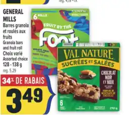 Marché Adonis GENERAL MILLS BARRES GRANOLA ET ROULÉS AUX FRUITS | GRANOLA BARS AND FRUIT ROLL offer