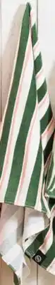 Familiprix STYLÉ Selected beach towels offer