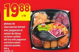 Maxi PLATEAU DE CHARCUTERIES HORMEL AVEC PEPPERONI ET SALAMI DE GÊNES, 850 g offer