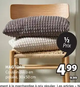JYSK Coussin déco en polaire HAGTORN offer