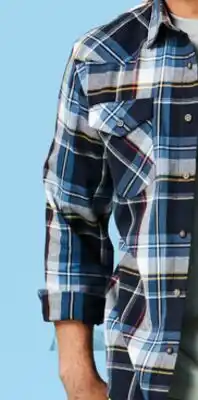 Walmart Chemise à motif écossais Wrangler offer