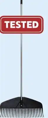 Canadian Tire Fiskars Aluminum Leaf Rake offer