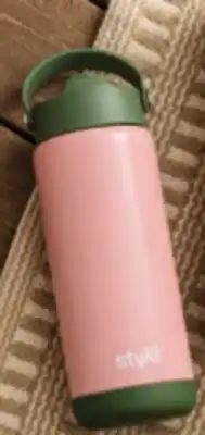 Familiprix Stylé insulated bottle with retractable spout 500ml Pink and Green offer