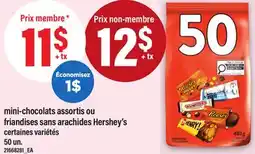 Maxi MINI-CHOCOLATS ASSORTIS OU FRIANDISES SANS ARACHIDES HERSHEY'S, 50 UN offer