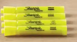 Walmart Paq. de 4 surligneurs, paq. de 10 stylos ou paq. de 20 crayons de bois variés offer