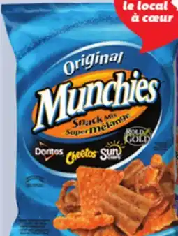 IGA MUNCHIES SUPER MÉLANGE TORTILLAS CHIPS offer