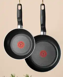Walmart Essential de T-fal 20 cm et 26 cm offer