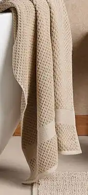 Walmart Serviette de bain Better Homes & Gardens offer