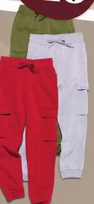 Giant Tiger Boys fleece joggers offer