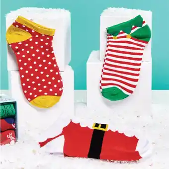 Giant Tiger Women's Socks Holiday Box Set 3pk. - 9-11 offer