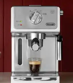 Walmart Machine à espresso manuelle De'Longhi à pompe 15 bars offer