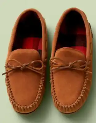 Walmart Pantoufles suédées Canadiana pour adultes offer