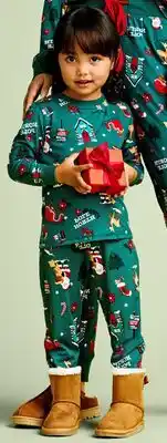 Walmart Pyjama George pour toute la famille offer