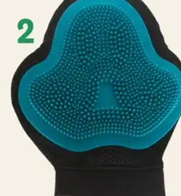 Petvalu Messy & Mutts Silicone Grooming Glove offer