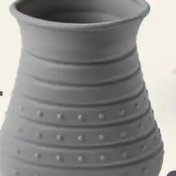 Petvalu Essentials Silicone Dog Paw Bath & Brush offer