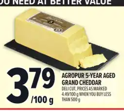 Metro AGROPUR 5-YEAR AGED GRAND CHEDDAR offer