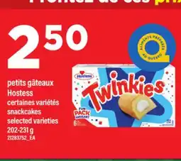 Maxi PETITS GÂTEAUX HOSTESS | SNACKCAKES, 202-231 G offer