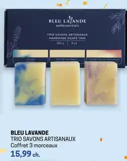 Uniprix BLEU LAVANDE TRIO SAVONS ARTISANAUX Coffret 3 morceaux offer