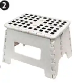 Canadian Tire Maison Kleen Folding Stepstool offer