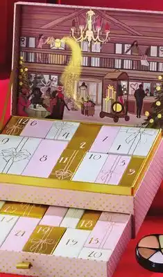 Shoppers Drug Mart SHOPPERS BEAUTY 25 Days of Beauty Advent Calendar offer