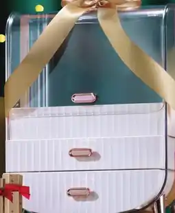 Shoppers Drug Mart QUO BEAUTY Cosmetic Sponge Case offer