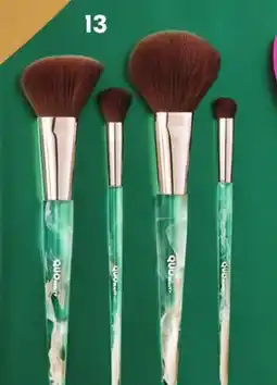 Shoppers Drug Mart QUO BEAUTY Flawless Face Brush Set offer