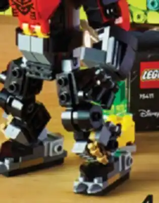 Pharmaprix NEW LEGO Darth Maul Mech Ages offer