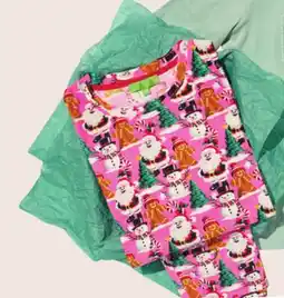 Giant Tiger Women's 2 piece velour PJ set offer