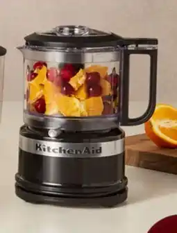 Walmart Hachoir 3.5 tasses ou mélangeur à main filaire à vitesse variable KitchenAid offer