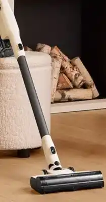 Walmart Aspirateur-balai mince sans cordon GO de Tineco offer