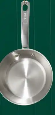 Walmart Poêle à frire T-fal en acier inoxydable 20 cm offer