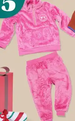 Giant Tiger Infant fleece set offer