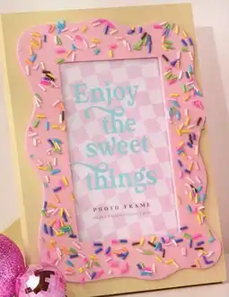 Giant Tiger Novelty picture frames offer