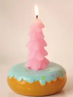 Giant Tiger Novelty donut decor offer