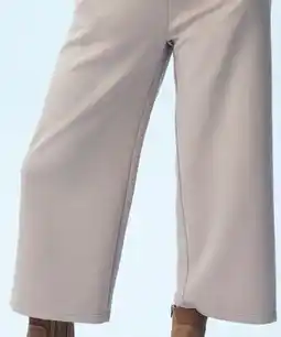 Walmart Iyla Soft knit cropped pull-on pants offer