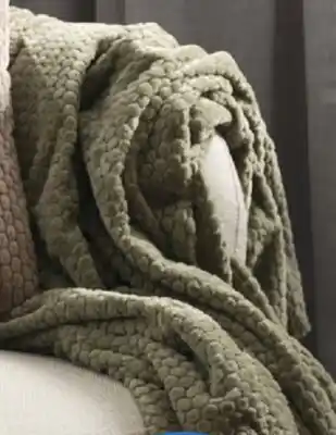 JYSK Rosenvial Throw offer