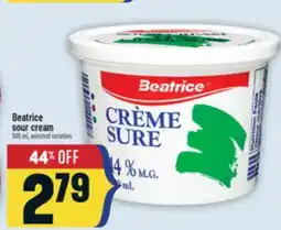 Marché Adonis Beatrice sour cream offer