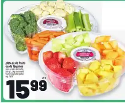 Metro PLATEAU DE FRUITS OU DE LÉGUMES AVEC OU SANS TREMPETTE | FRUIT OR VEGETABLE PLATTER offer