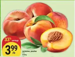 Marché Adonis Nectarines, peaches offer