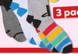 Giant Tiger Men's licensed quarter crew socks offer